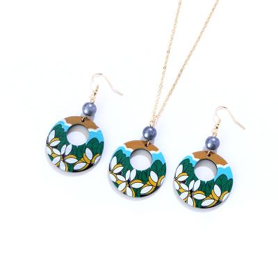 China Feature Komi 2021 Hawaiian Jewelry Wholesale Hawaiian Jewelry Sets Green Color for sale