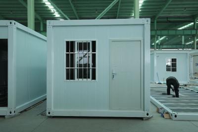 China Rugged Private Packed Container House Sizes Custom Color Multiple Styles for sale