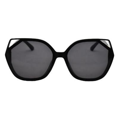 China 2021 Fashion Cheap Hot Sale Women Sunglasses Plastic Cat Eye Sunglasses Manufacturer for sale