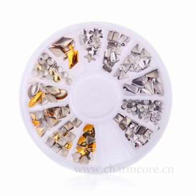 China Caviar Nail Punk Caviar Alloy Gold Silver Gold Designs 6 Round Nail Art Square Decoration Alloy Metal Metal Studs With One Plastic Wheel for sale