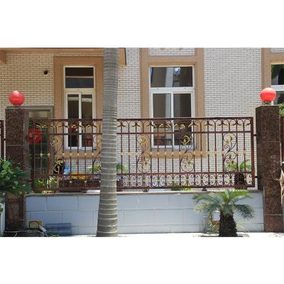 China Cheap Prefabricated Building Wrought Iron Construction Fence Panels Easily Assembled Antique Wrought Iron Fence for sale