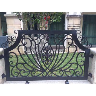 China Easily Assembled Safety Galvanized Metal Fence Wrought Iron Stylish Fence For Home for sale