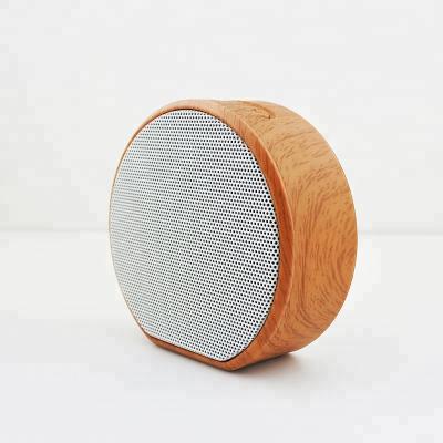 China Best Selling Mini Outdoor Wooden USB Car Wireless Rechargeable Portable Wireless Speaker for sale