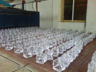 Verified China supplier - Guangzhou Glittering Glass Products Co., Ltd.