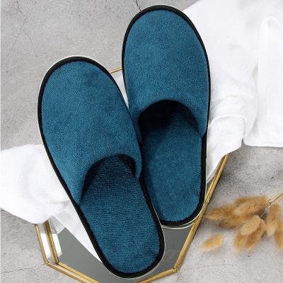 China Hotel Room Classic Disposable Slippers Wholesale Slippers Custom for sale