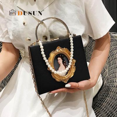 China Others Retro Relief Shoulder Bags PU Leather Baroque Cross - Body Bags For Ladies Handbags Luxury Women Bags Designer Pearl Dinner Bag New for sale