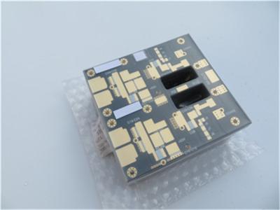 China Hoogfrequent zwart soldeermasker PCB-printplaat DK2.65 F4B PTFE gebaseerd 1,6 mm Te koop