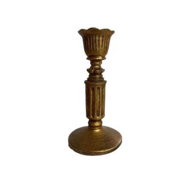 China Gold 2022 wedding cheap luxury French antique rustic vintage resin stick standing decorative retro candle holder for sale