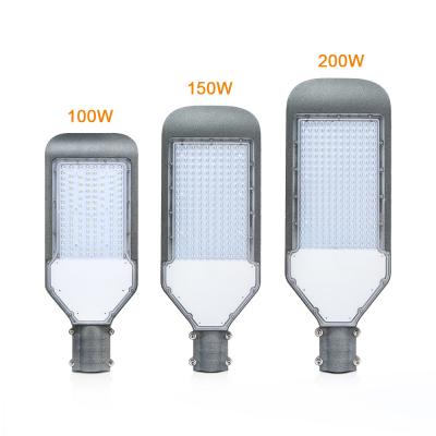 China High lumen 100w 200w 300w 500w kcd waterproof outdoor solar street light ip67 lithium easy installation for sale