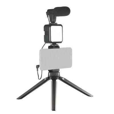 China Mini live broadcast youtube tripod stand camera light and microphone kit for sale