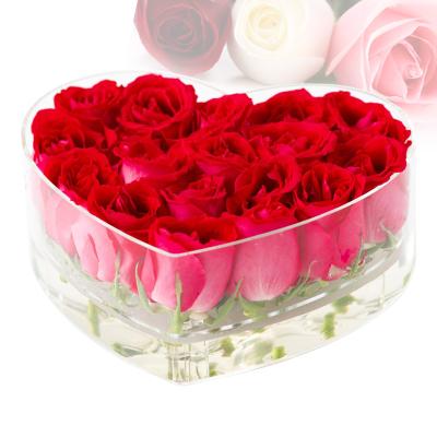 China 2021 New Flower Packaging Box Heart Acrylic Rose Flower Box Acrylic Wedding Gift Display Box With Lid for sale