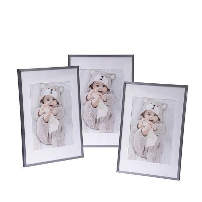 China Factory 30x40 50x70 Metal Poster Frame Wholesale Fashionable Bigger Picture Frame Hanging Thin Aluminum Picture Frame for sale