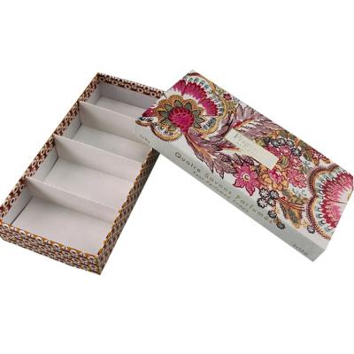 China Recycled Materials Personalized Design Lid And Scented Base 4 Soaps Packaging Box With Card Compartment for sale