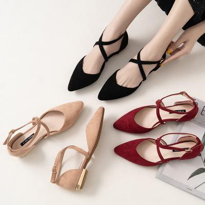 China Lightweight Women's Flat Shoes Cross Straps Flat Sandals Elegant Women's Shoes for sale