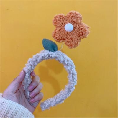 China Lady Face Wash Hair Accessories Luxury Women Velvet Headbands Flower Fur Headband Designer Hair Tie Winter Fleece Headband for sale