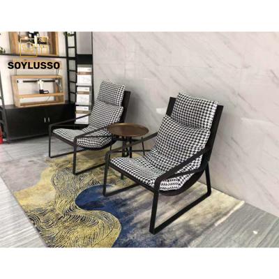 China Fancy Type Metal Frame Comfortable Soft Simple Fashion Seat Modular Antique Modern Living Room Chair Design Furniture For Home for sale