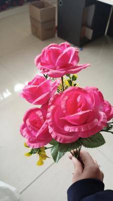 China Durable Artificial Flowers Red Rose Flowers for Home Decoration Long-lasting and Beautiful for sale