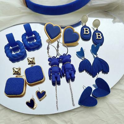 China New Fashionable Personality Earrings Klein Graceful High Grade Blue 925 Silver Needle Earrings for sale