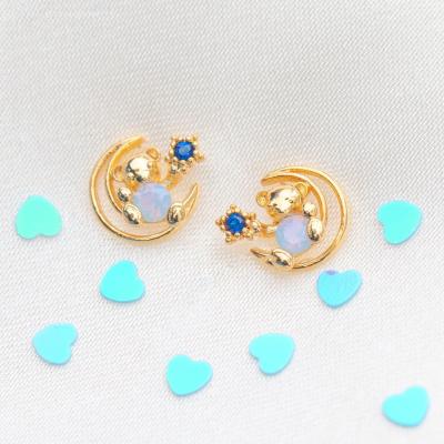 China Creative Pure Copper Plated 18K Gold Zircon Stud Earrings FASHIONABLE Real Explosion Star And Moon Bear Earrings for sale