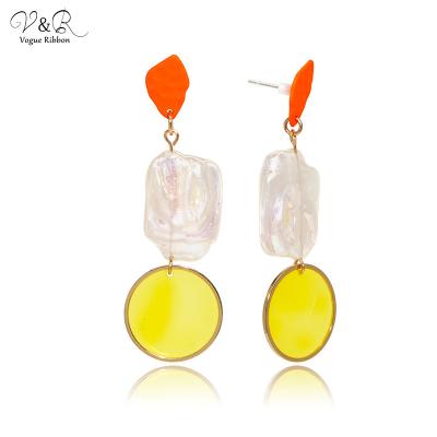 China Designer Earrings - Geometric Acrylic Drop Spring Earring - Earring Listing TDFE-D-0091 for sale