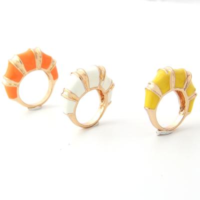 China V&R Qingdao Alloy Fashion Jewelry Bamboo Effect Chunky White Enamel Band Ring Alloy Ring for sale