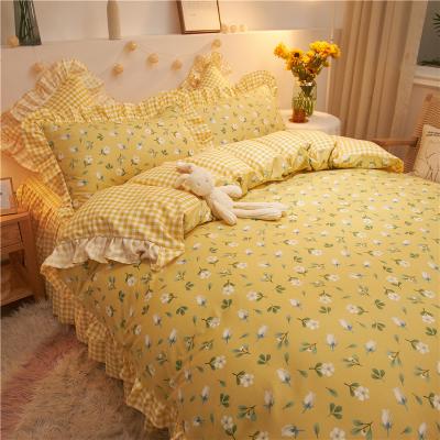 Κίνα Factory Direct Sales Soft And High-Quality Popular Lace Plant Cashmere Bedding Set For Home/Hotel προς πώληση