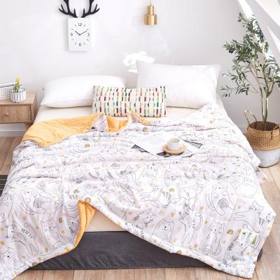 中国 100% High  Washed Quilted Bed Cover Cotton Summer Thin Quilt Customized Color 販売のため