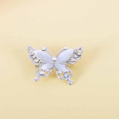 China Alloy 00359-25-25 Newest Real Alloy Fashion Design Custom 18k Gold Plated Butterfly Brooch Pin for sale