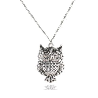 China CLASSIC 20406-3 Personalized Fashion Hollow Retro Owl Pendant Necklace Wholesale Long Necklace for sale