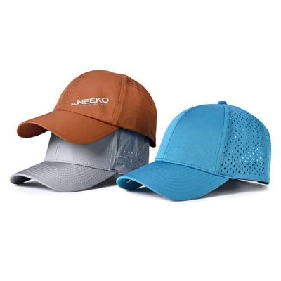 China El laser del ocio del OEM de las gorras de béisbol del bordado del verano los 56cm cortó los sombreros del deporte del agujero en venta