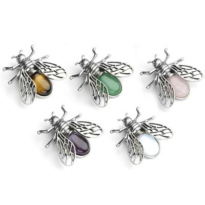 China High Quality Bee Necklace Crystal Healing Women Meditation Gem Energy Stone Jewelry Lucky Blessing Pendant Necklace for sale