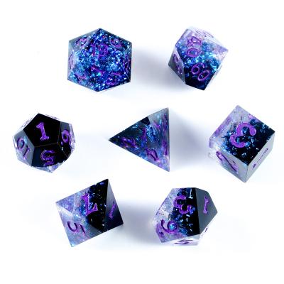 China Custom Handmade Dnd Games Dnd RPG Tabletop Dice Set Polyhedral Transparent Dice Black Purple Resin Dice for sale