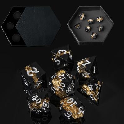 China DND Games Dnd Dies With Gold Glitter Black Number Polyhedral Gemstone Dies Set 7 Pieces For Adult Games for sale