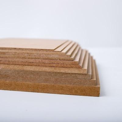 China Medium Style e2-25mm Moisture Proof Plain MDF Density Fiberboard MDF Sale Surfac For Furniture Raised Floor for sale