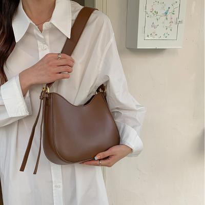 China 2023 new vintage handbag women shoulder cross bags ladies luxury high quality vintage bag for women for sale