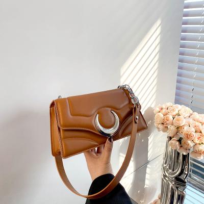 China PU wholesale 2023 handbags for lock new style moon style women bag chain PU shoulder bag vintage ladies armpits for sale