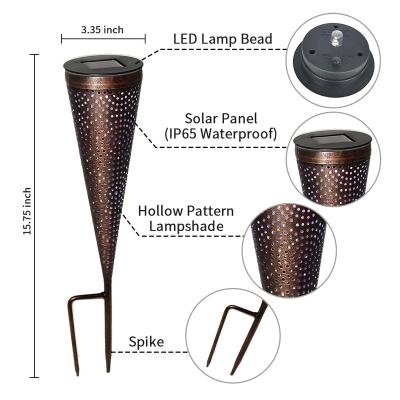 China Solar Stake Light Solar Landscape Metal Garden Light Solar Garden Pathway Light Outdoor Lighting for sale