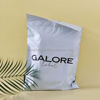 China shoes & Clothing Handle Mailer Poly Mailing Bags With Logo Nude Plastic Shipping Mail Bag Envelopes Storage Polymailer Blank Bag For Clothes for sale