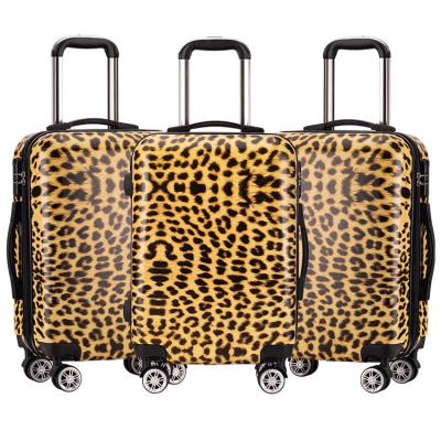 China High quality new fashion school NGO-distance travel etc. travel suitcase. Cheap Price PC Luggage Square Shell Spinner Luggage Hard Rolling for sale