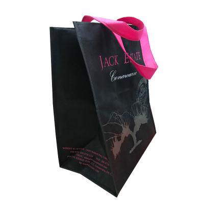 China Recyclable Tote Gift Bag Non Woven Bag Custom Logo Promotional Shopping Bag Reusable Wholesale for sale