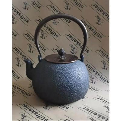 China Sustainable Factory Wholesale Price Vintage Cast Iron Electric Stiffskeller Teapot for sale