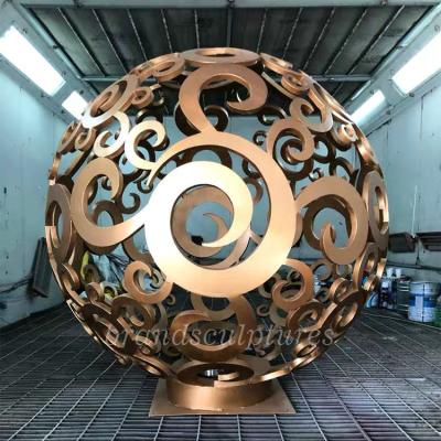 China Europe Hollow Sphere Design Metal Garden Ornaments for sale