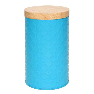 China Sustainable High Quality Food Grade Round Tin Box With 3D Bamboo Design With Plug Lid for sale