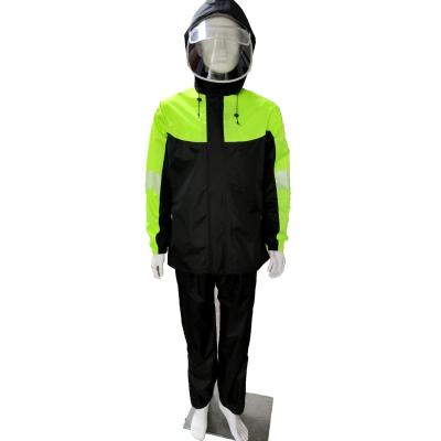 China 5000MM Water Rain Suit Auxiliary Waterproof Motorcycle Raincoat For Motorcycle Riders for sale