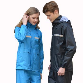 China Bachelorette Rainwear Polyester Raincoat Jacket With Pants Waterproof Raincoat With Zipper for sale