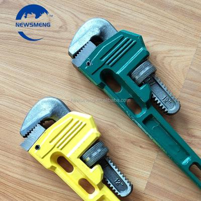 China Carbon Steel Handle Anti-Slip Wrench 900mm Adjustable Pipe Wrenches for sale