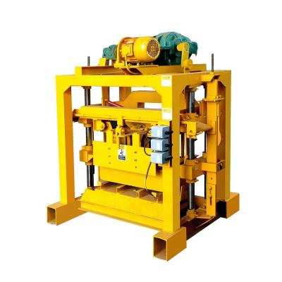 China QT4-40 block machine to make hollow block and pavement with ISO CE and SGS quality certificate for small block factory for sale