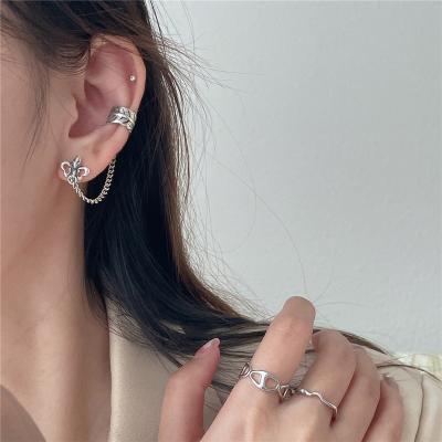 China Vintage S925 Sterling Silver Stud Earring Ear Bones Cut DesignTtemperament Chain Earring For Men Women for sale