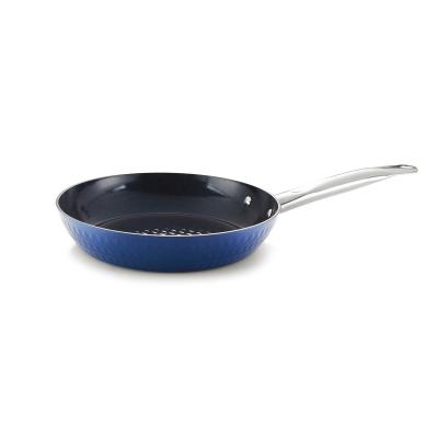 China 20cm Diamond 3D Surface Stocked Top Nonstick Round Frying Pan for sale