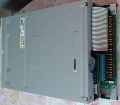 China TEAC FD-235HS1211+ FD235HF-A700 SCSI FLOPPY DRIVE,50PIN SCSI floppy drive Industrial control board model is TEAC FD235HS for sale